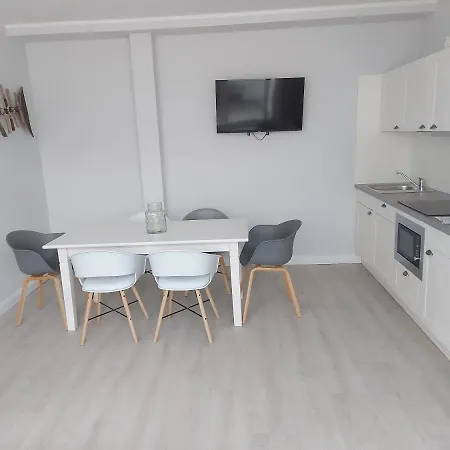 Friesischer Hof, Mit Indoor Spielplatz, Kostenfreien Parkplatz Und W-lan 3* Hage