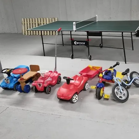 Hotel Friesischer Hof, Mit Indoor Spielplatz, Kostenfreien Parkplatz Und W-lan 3*